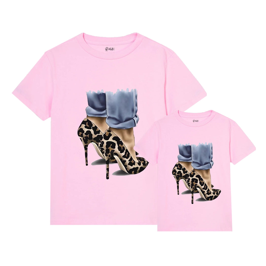 mother and daughter T-shirt