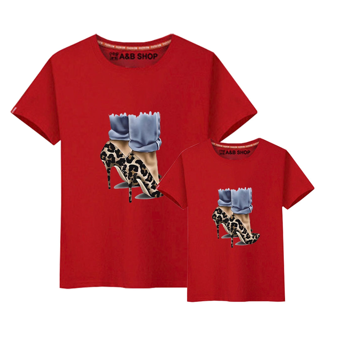 mother and daughter T-shirt