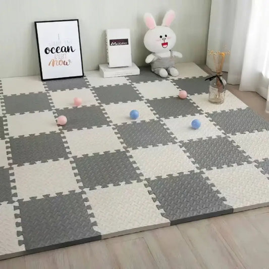 tapis-de-puzzle-gris-et-blanc
